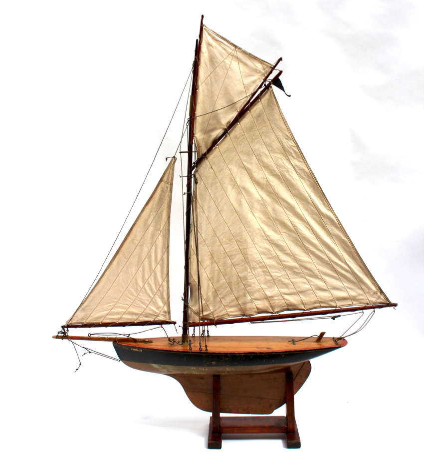 Edwardian model Pondyacht 