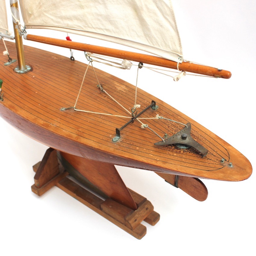Alexander And Sons Model Pond Yacht